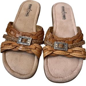 Minnetonka | Braided Leather and Woven Slide Sandals size 6